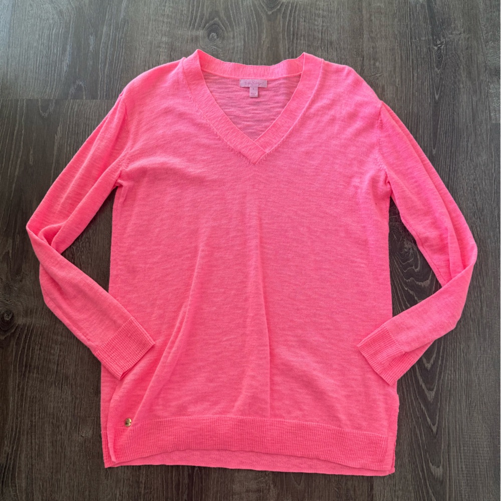 EUC Lilly Pulitzer Pink Fitted Long Sleeve Hoodie